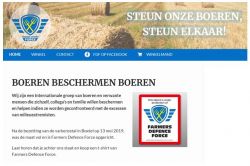 Hier ist ein Screenshot der niederländischen Website der Gruppe „Farmers Defence Force“ zu sehen. Das Motto lautet so viel wie „Unterstützen Sie unsere Bauern, unterstützt euch gegenseitig!“ (Quelle: https://farmersdefenceforce.nl/)