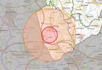 Die Schutzzone (rot markiert) um den Ausbruchsbetrieb in Emsbüren wird aufgehoben und nun Teil der Überwachungszone © https://geodaten.emsland.de